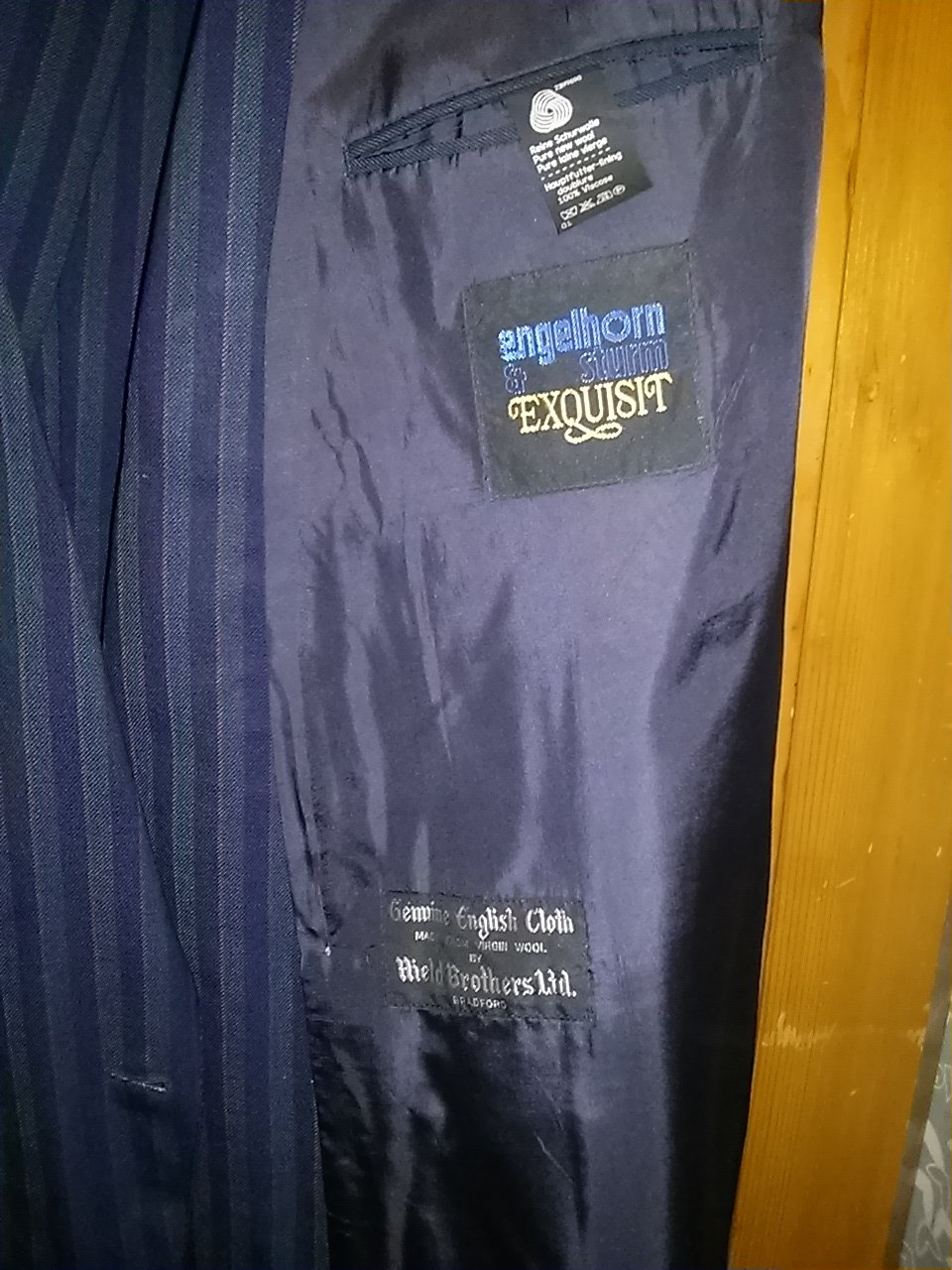 Herrenjacket Hield Brothers Ltd. Bradford- Atelier Torino-Kurzgrösse -Schurwolle