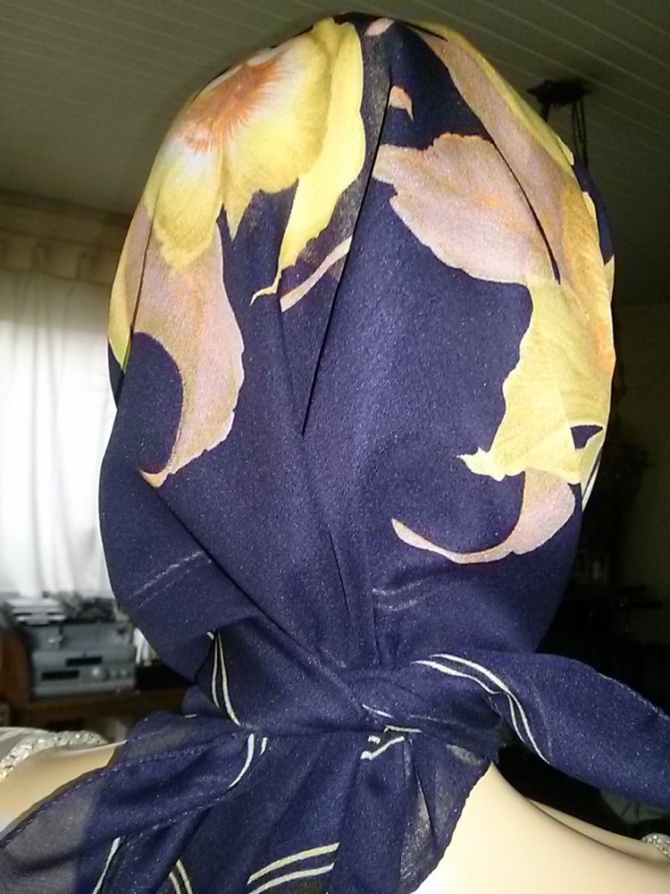 Halstuch 88 x 88 dunkelblau vonFiorini