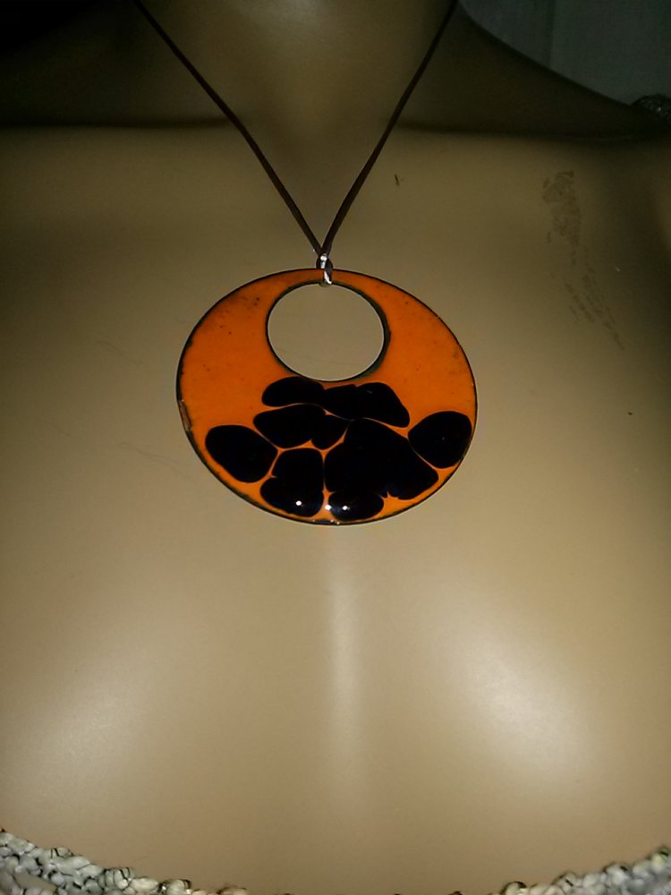 Anhänger aus emaille - handgemacht - 2 Seiten