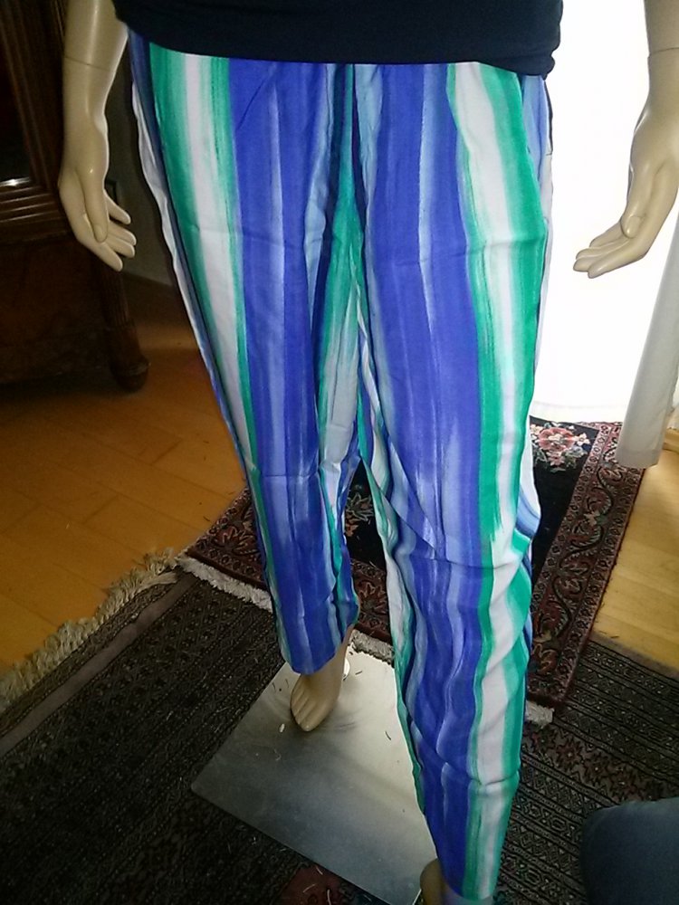 Sommerhose von Avitano- Gr. M/L