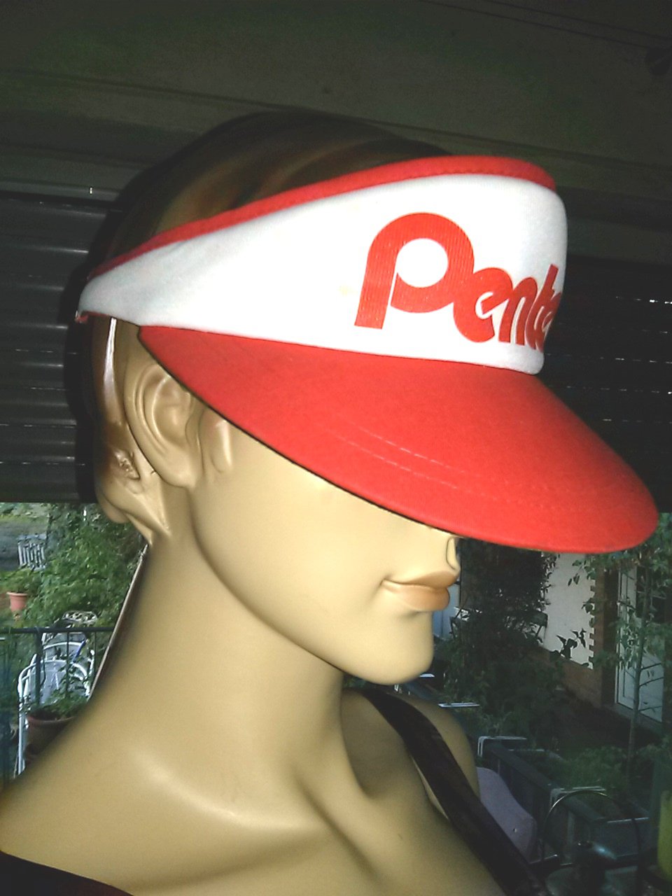 Sonnenschutz-Cap rot/weiss