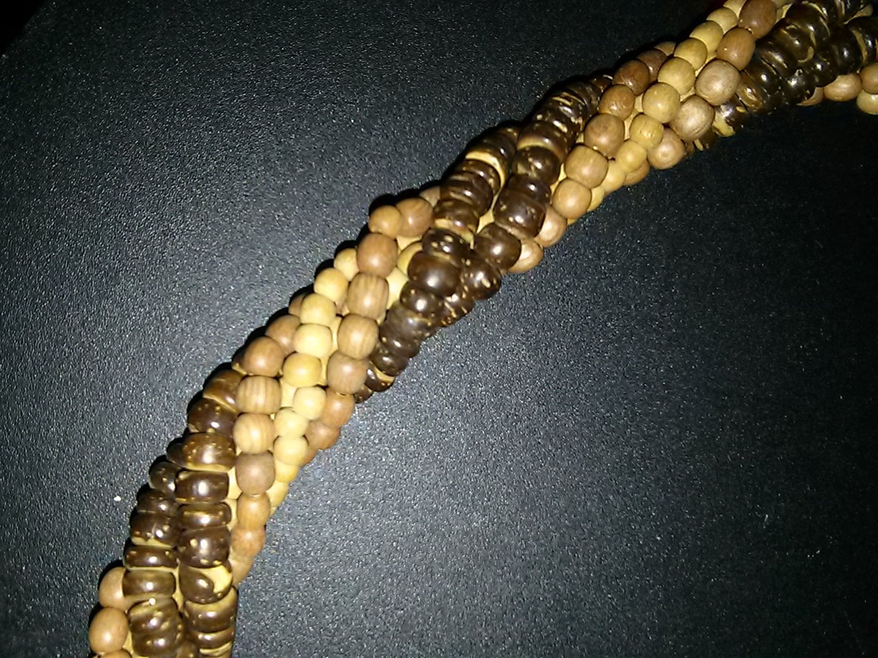 Holzperlenkette aus Afrika