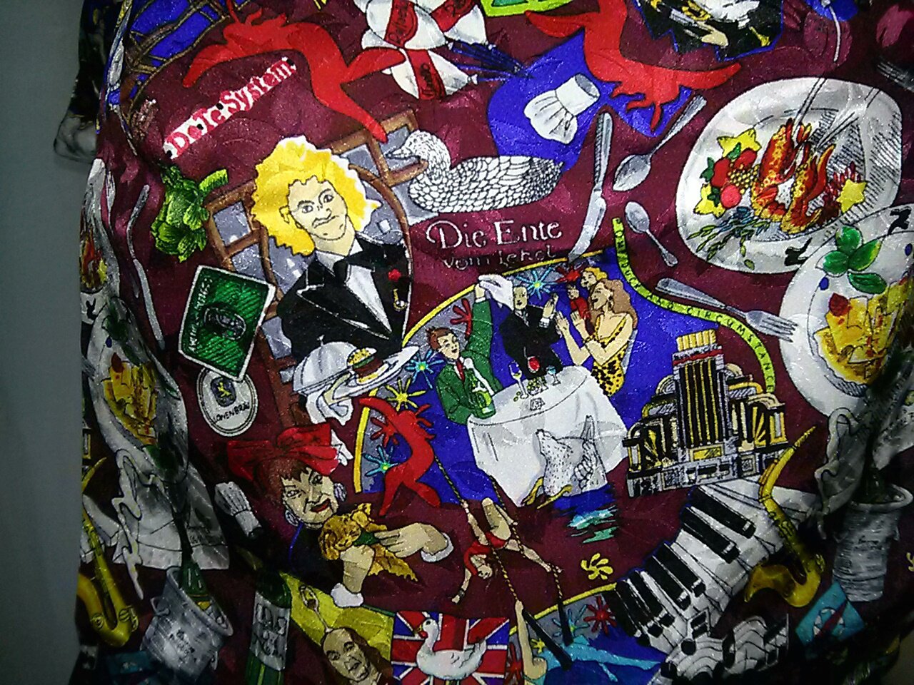 Großes Seidentuch (designed for Pomp duck & circumstances) - neu 