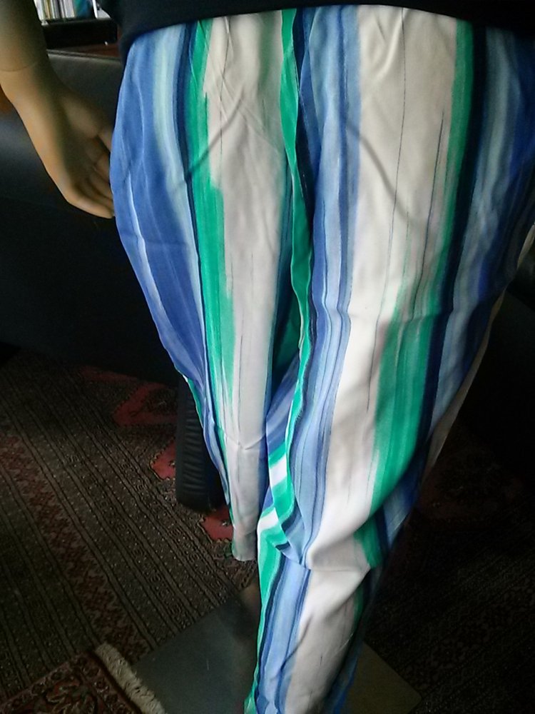 Sommerhose von Avitano- Gr. M/L