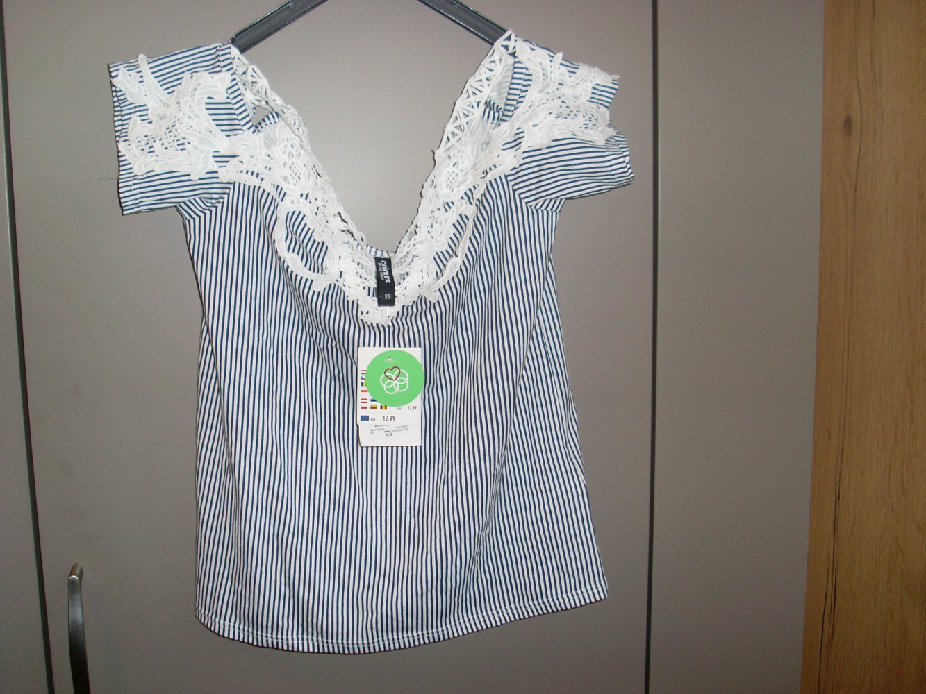 NEU: Damen Blusen Top weiß/blau gestreift Gr. XS v. H&M