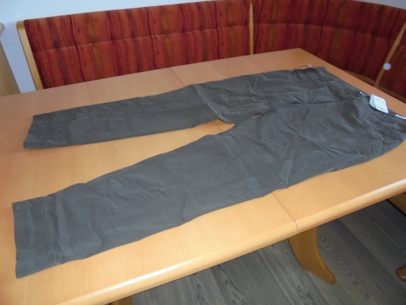 NEU: Damen Stretchhose grün Gr. 44 von Next