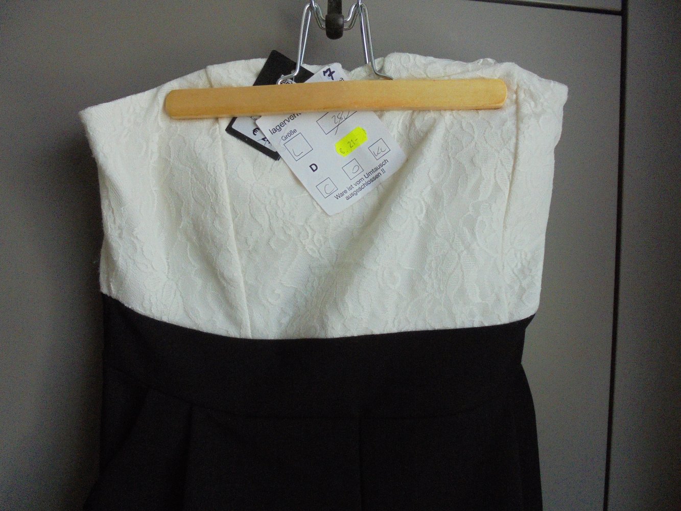 NEU: eleganter Damen Jumpsuit kurz schwarz/creme Gr. M/L