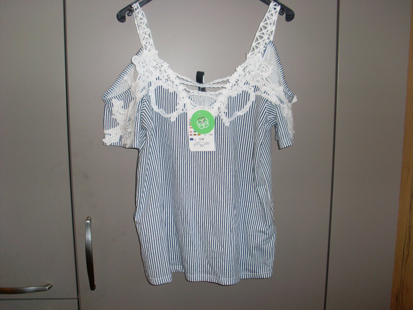 NEU: Damen Blusen Top weiß/blau gestreift Gr. XS v. H&M