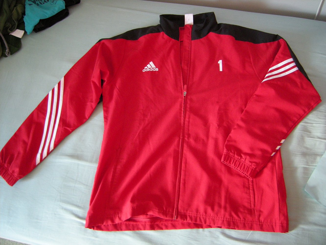 rote adidas trainingsjacke