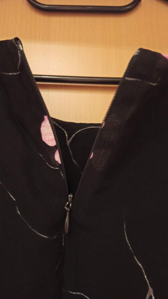 Wunderschönes Sommerkleid, Größe 42