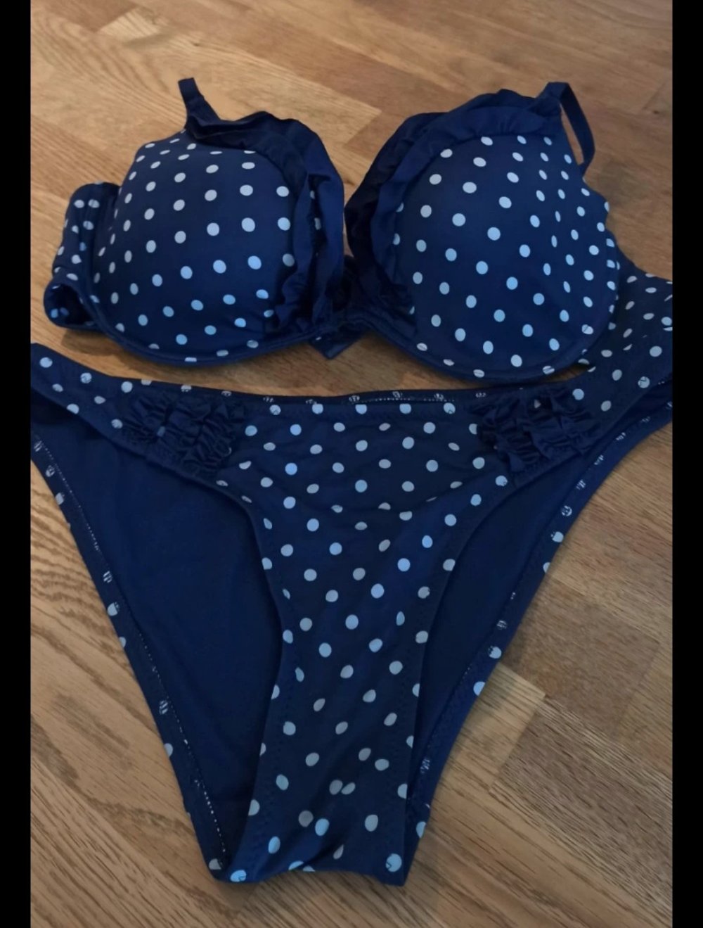 Süßer Bikini, Größe 40