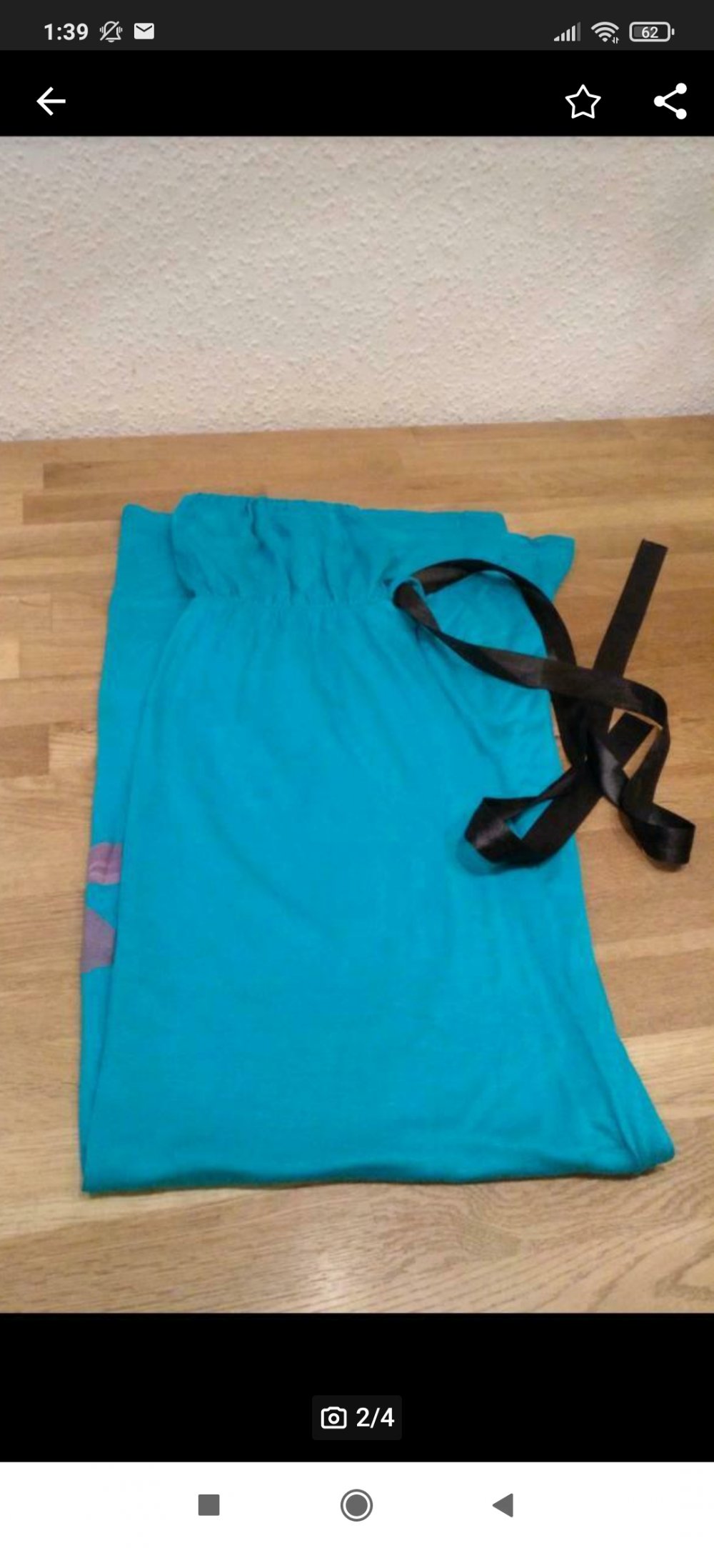 Süßes Maxikleid, mit Blumen, Größe 38-40