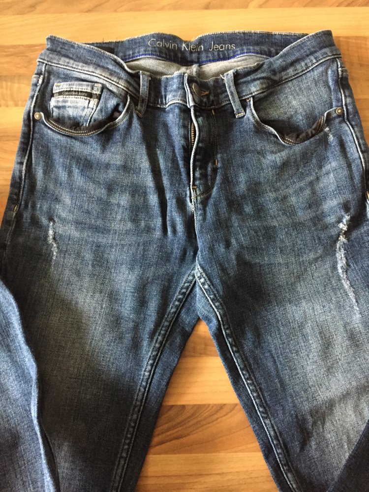 Calvin Klein Mid Waist Skinny Ripped Jeans Gr.36/38 US W29, L 32