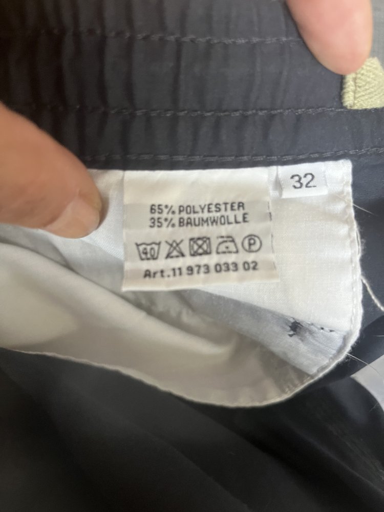 2 Cargo Shorts von Karstadt Gr.M (32/33) marine / schwarz