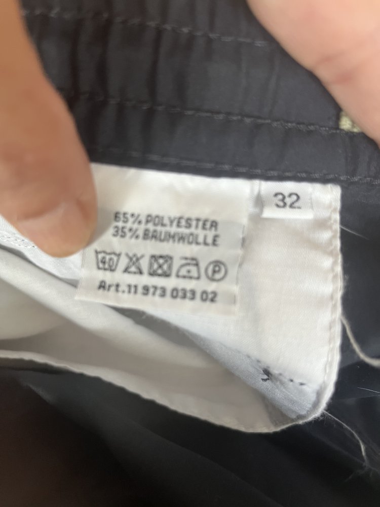 2 Cargo Shorts von Karstadt Gr.M (32/33) marine / schwarz