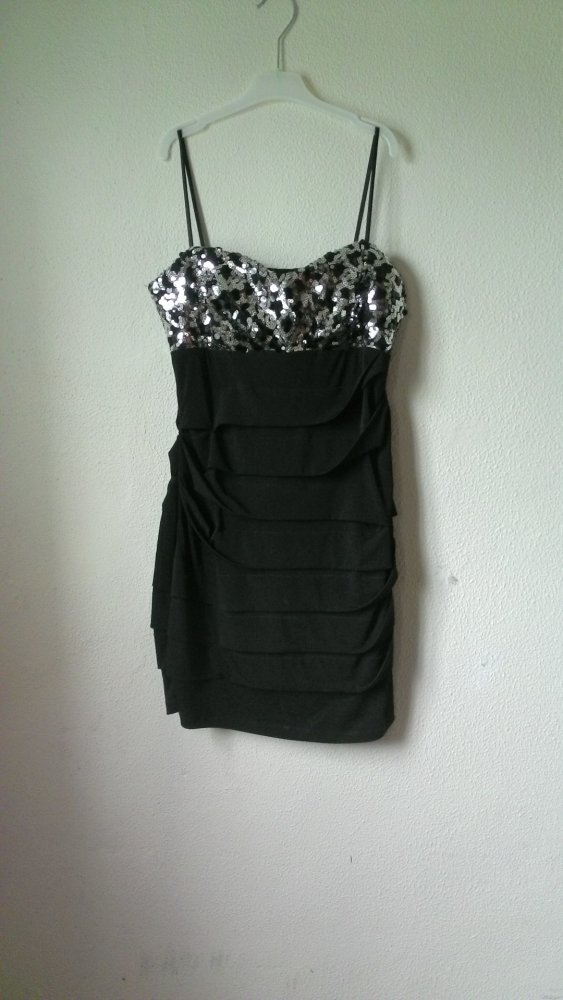 Kleid von City triangles, schwarz/silber, Größe XL