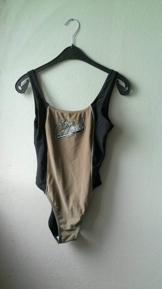 Badeanzug von Coneill, braun/schwarz, Größe 38