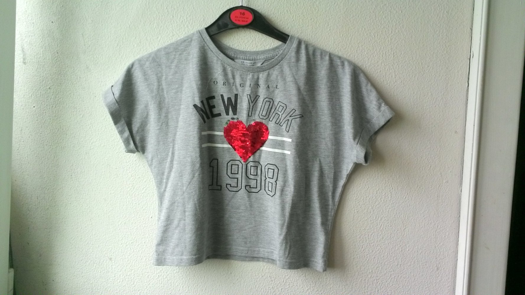 T-Shirt von Primark, grau/rot, Größe 9-10 Jahre