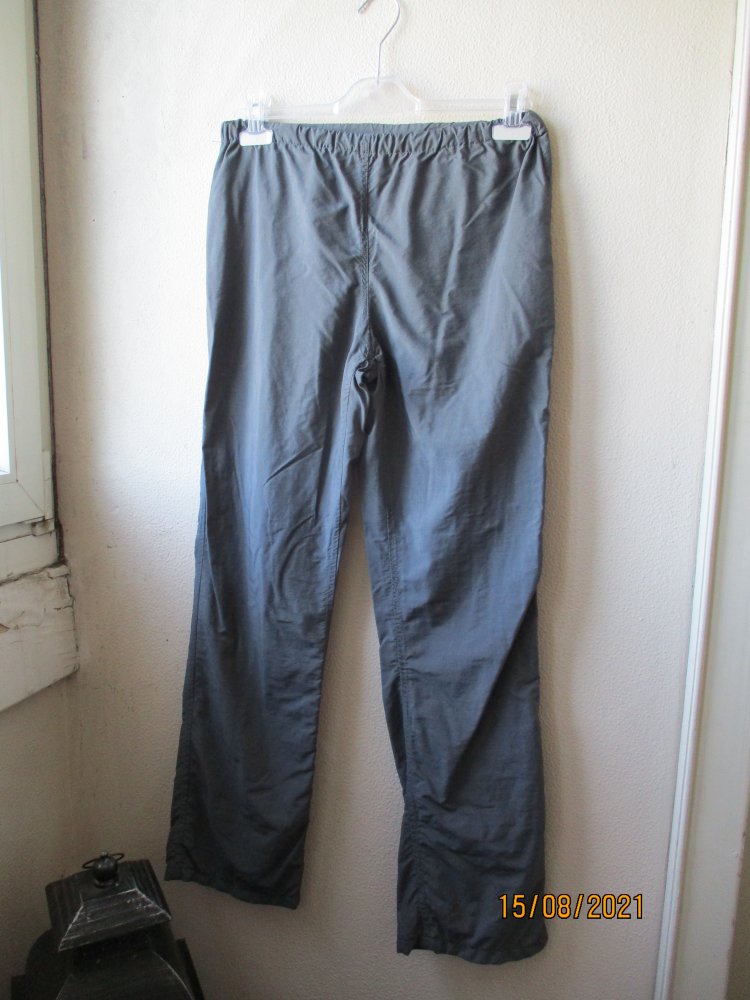 Jogginghose, grau, Größe 42