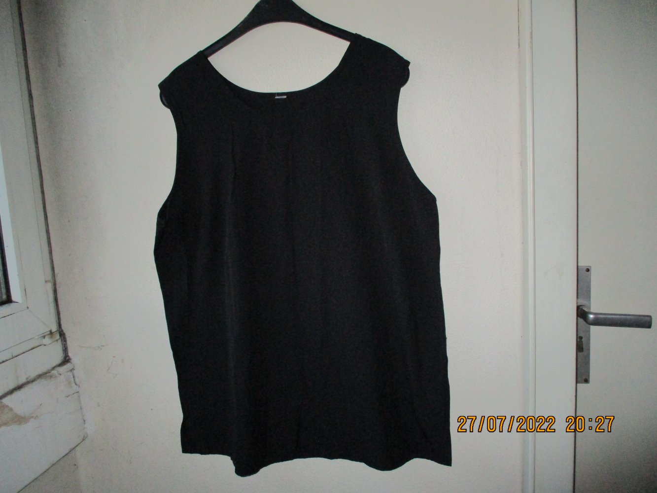 Shirt, schwarz, Größe 42 - neu -