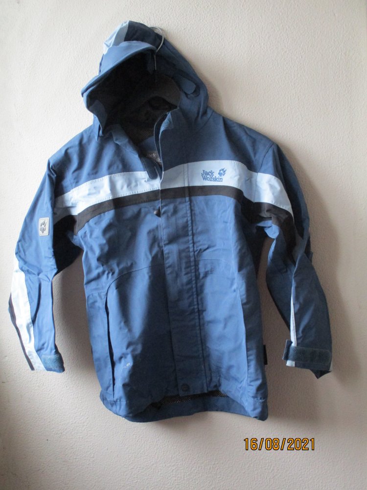 Jacke mit Kapuze von Jack Wolkskin, blau/schwarz, Grö0e 128