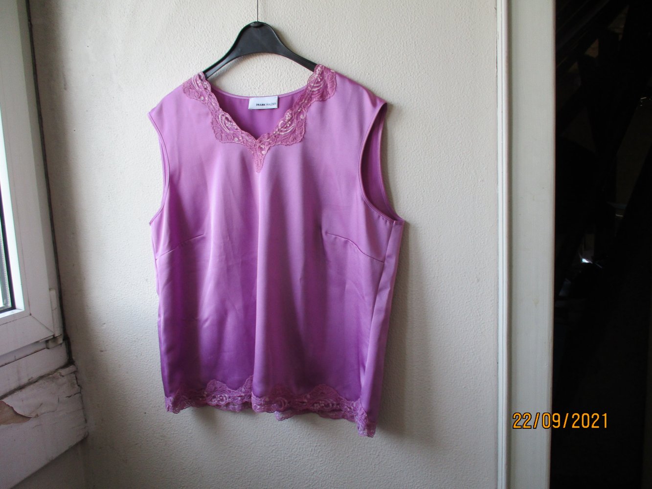 Shirt mit Spitze von Frank Walder, lila, Größe 42