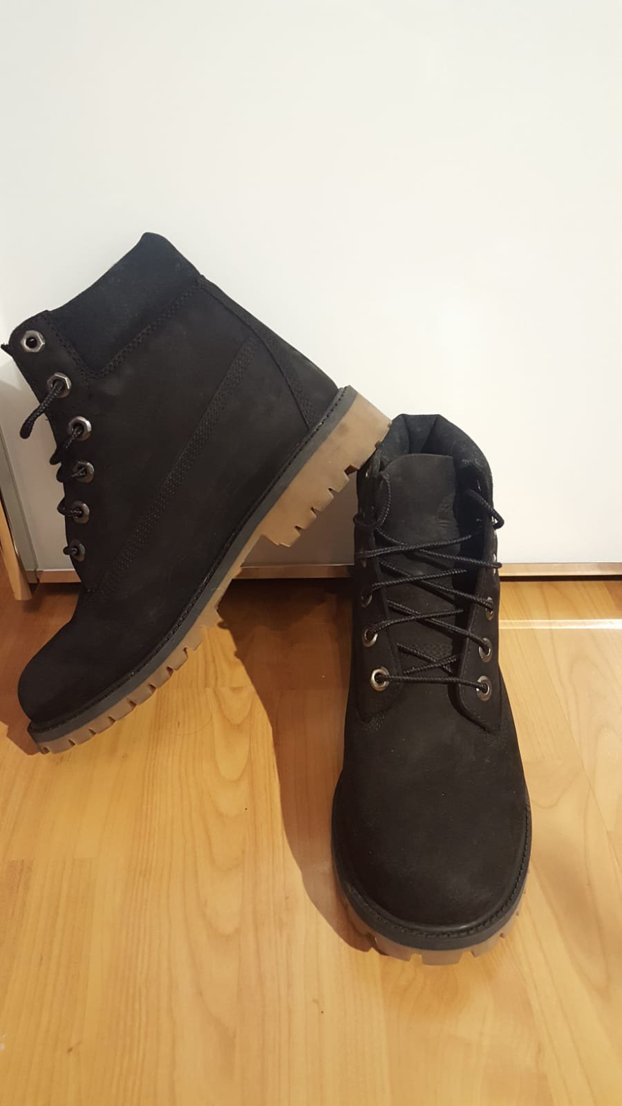 Schwarze Timberlands