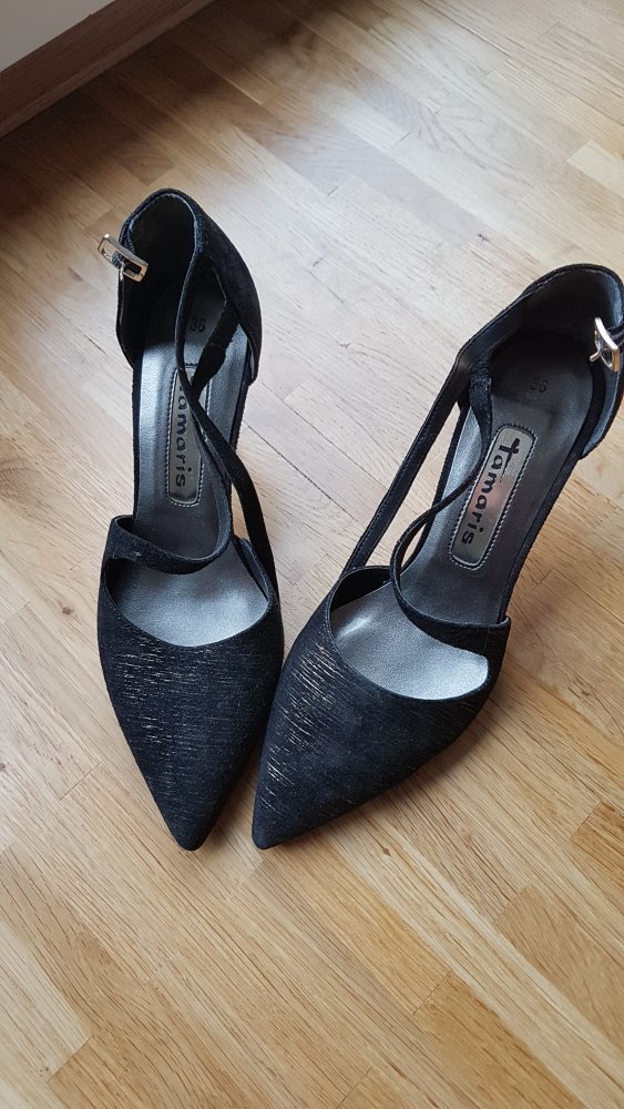 Pumps von Tamaris mit Riemchen 