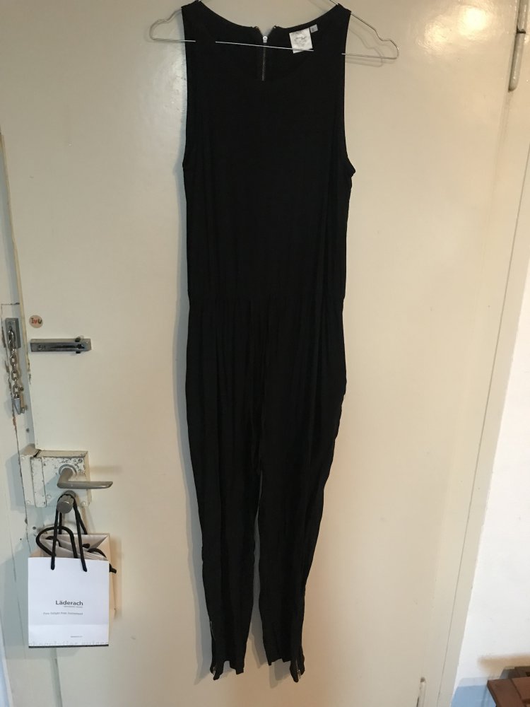 Femininer schlichter Jumpsuit Gr. S