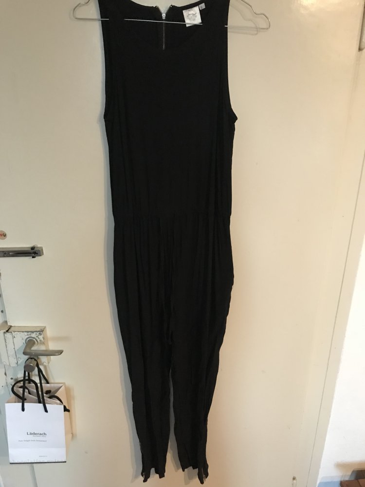 Femininer schlichter Jumpsuit Gr. S