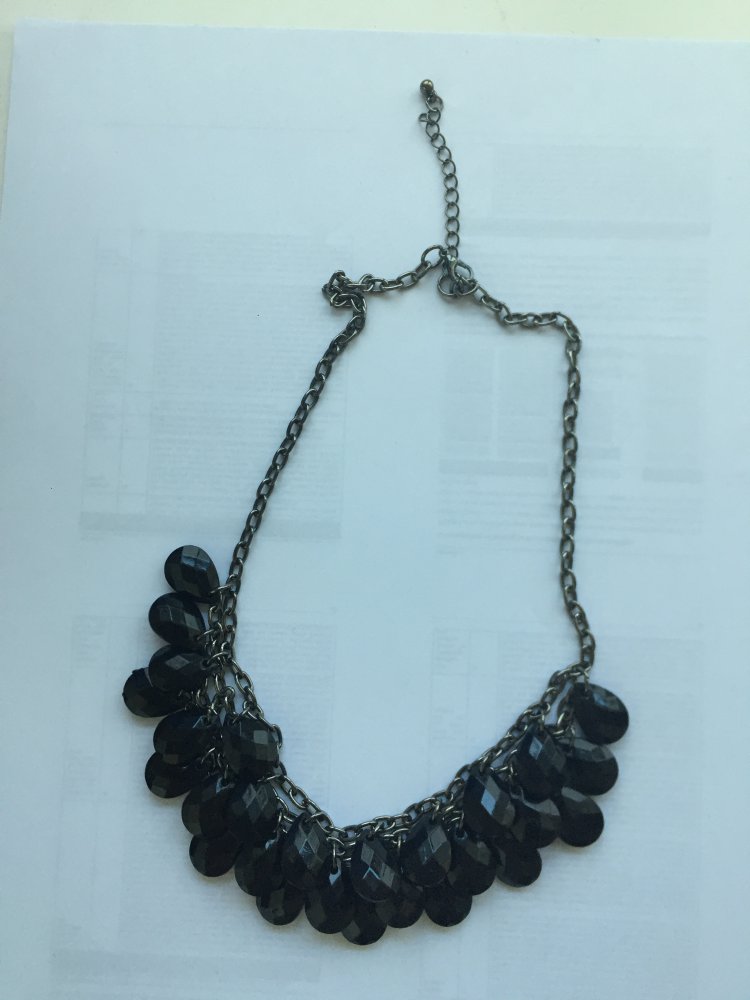 Halskette schwarz