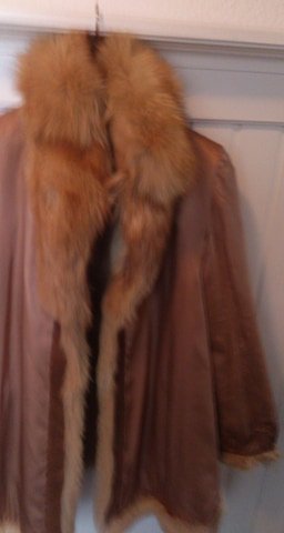 Wunderschöne Jacke aus echtem Pelz