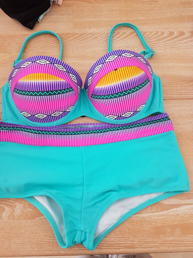 Schönes Bikini 