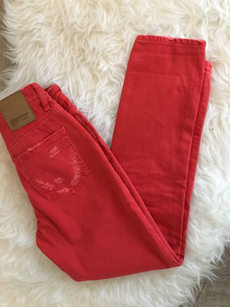 Zara Jeans High Waist 32 Momjeans Rot 