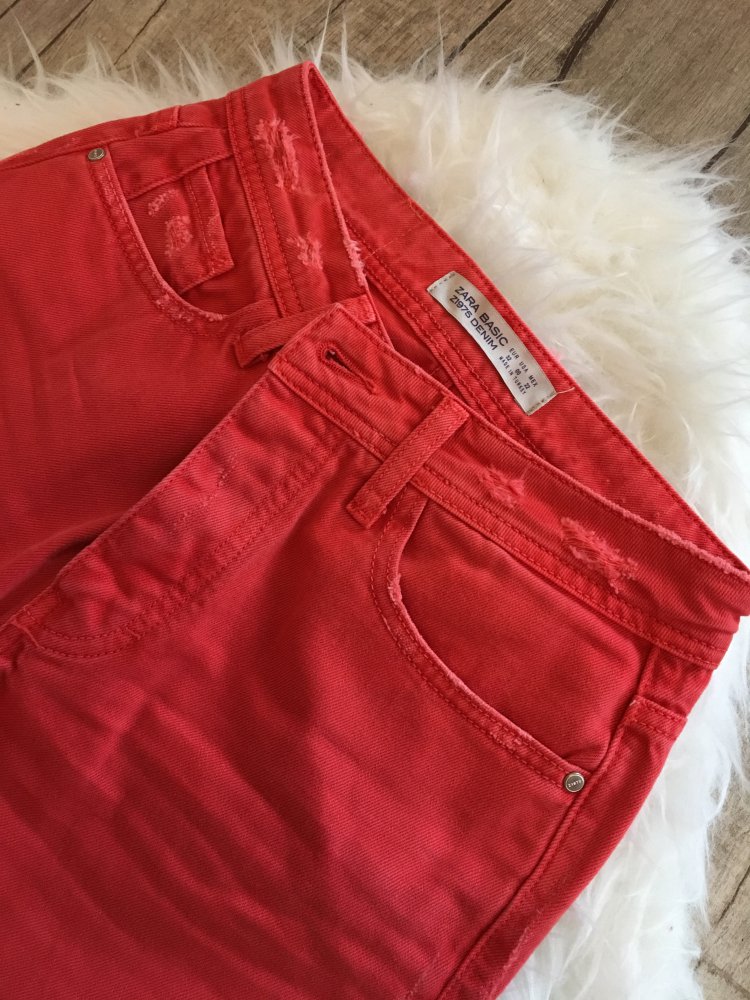 Zara Jeans High Waist 32 Momjeans Rot 
