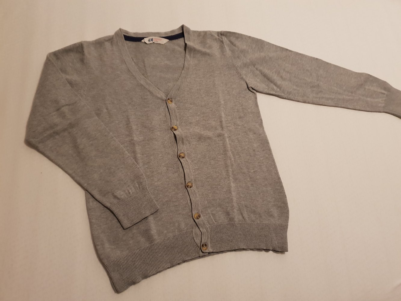 grauer Cardigan Gr. 146/152