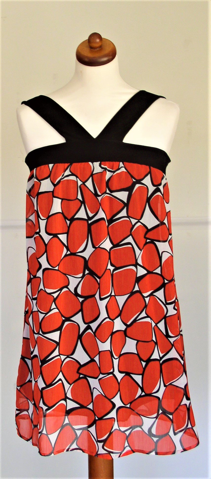 Glam Schwarz Rote Bluse Von Glam Gr M Preis 5 00 Kleiderkorb De