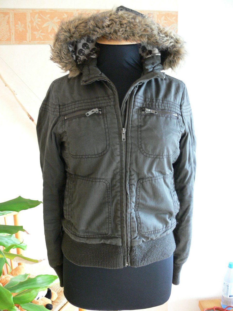 tolle Bomberjacke braun Gr. XS wattiert 