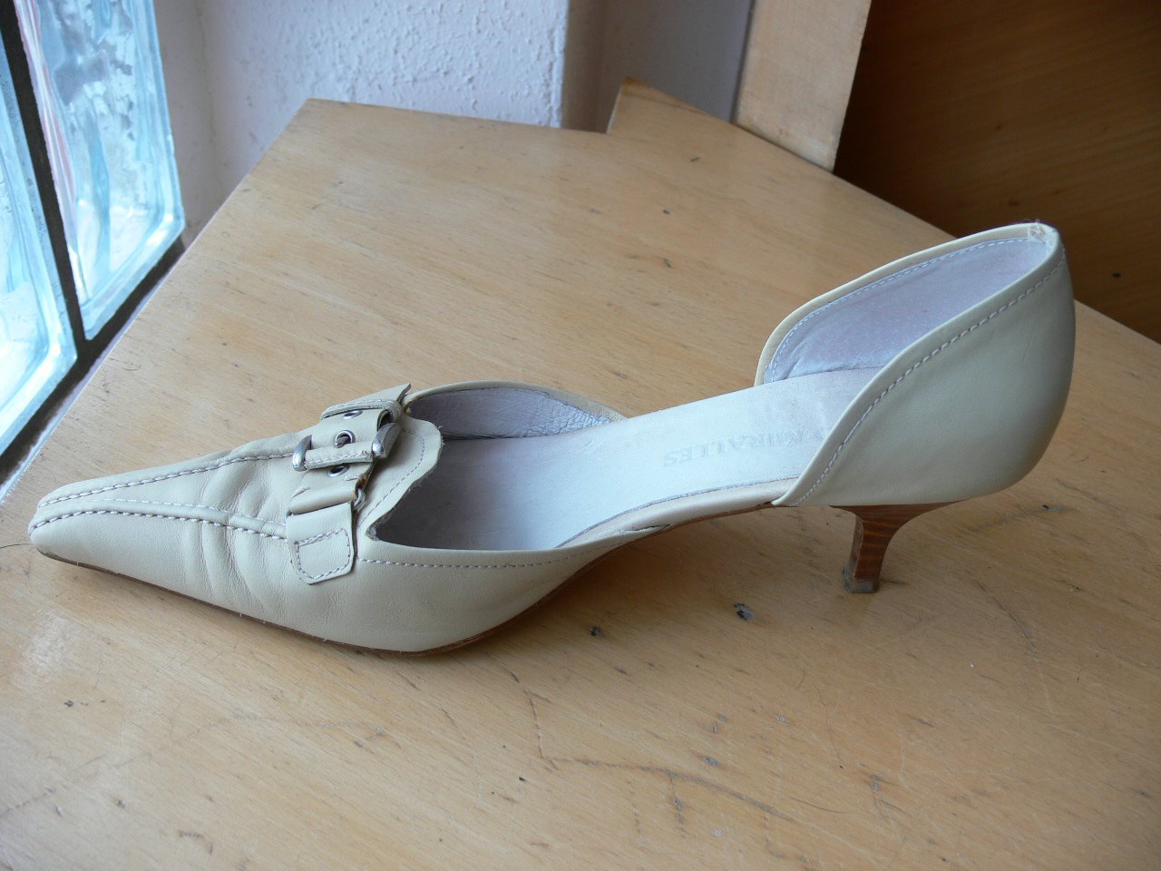 wunderschöne Pumps beige Gr. 39 von Pedro Miralles butterweich wie neu