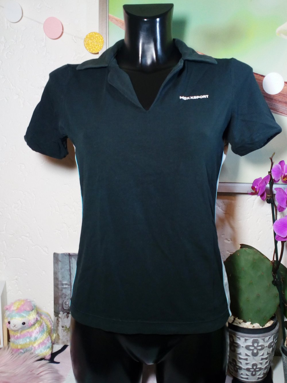 Mexx Sport Fitness Polo LA Shirt mit Kragen seitlich mit Streifen Gr M 38 Medium Schwarz Grau