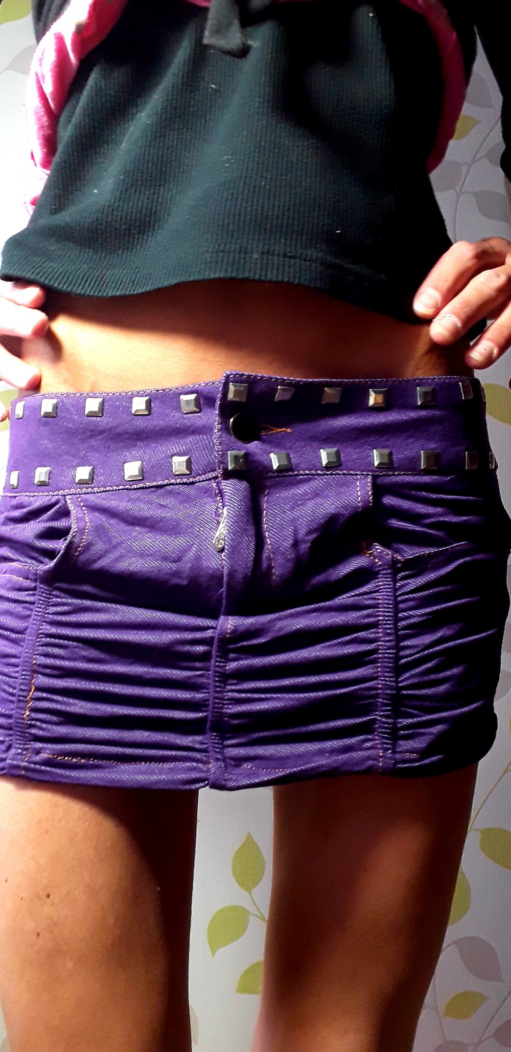 NEU! KouCla forever SeXy geraffter Nieten Mini Rock Gr 36/38 Lila Einschubtaschen 