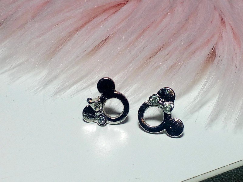 NEU! Süße Minnie Mouse Ohrstecker mit Zirkonia Steinchen Silber Antik Stud Earrings Modeschmuck