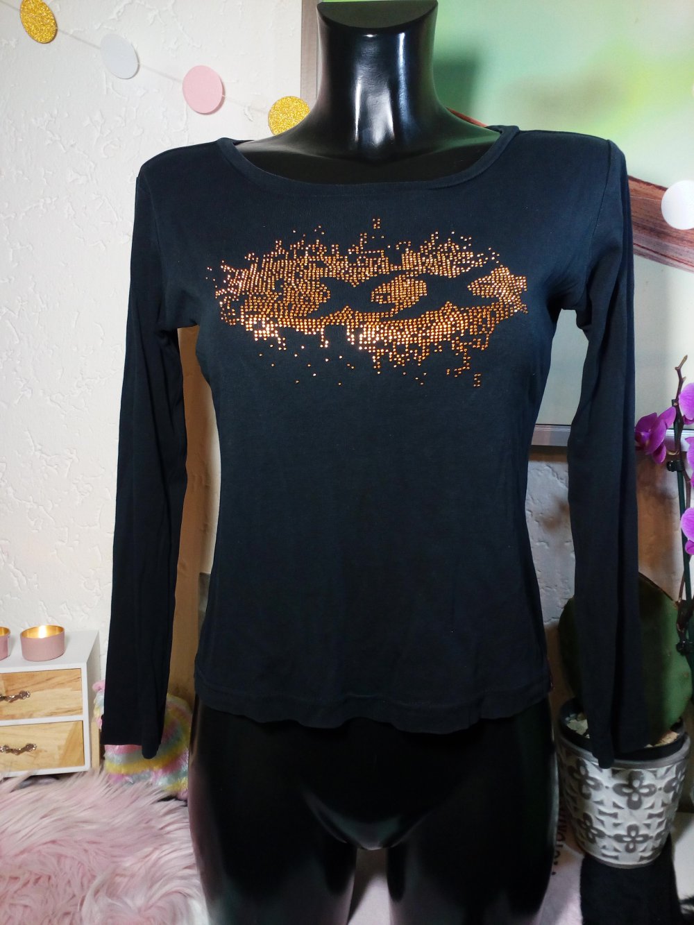 Mexx Damen Langarmshirt mit goldenen Steinchen Größe 38 Medium schwarz Shirt Blogger Hippie