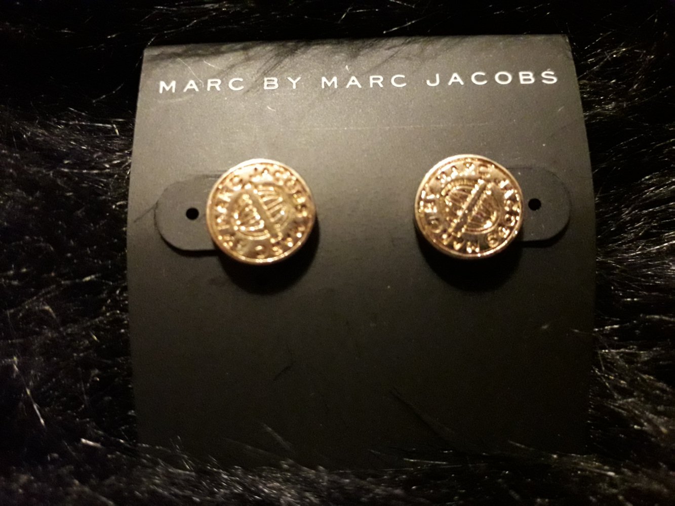 NEU! Süße Marc by Marc Jacobs Ohrstecker Stud Earrings Gold 