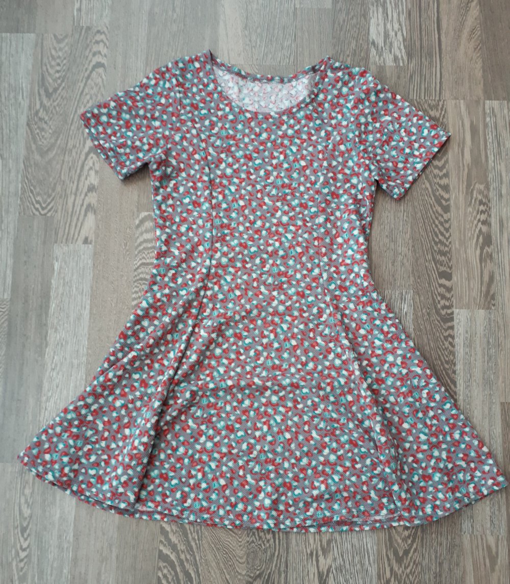 gemustertes Stretchkleid