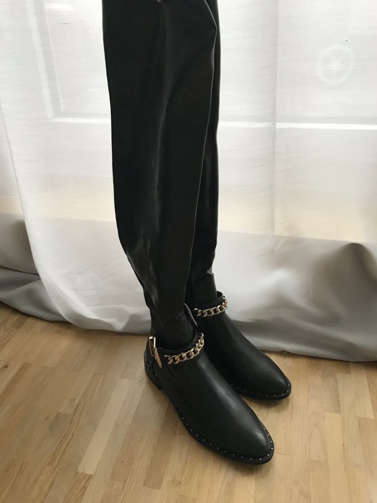 Zara Overknee-Stiefel  Größe 36