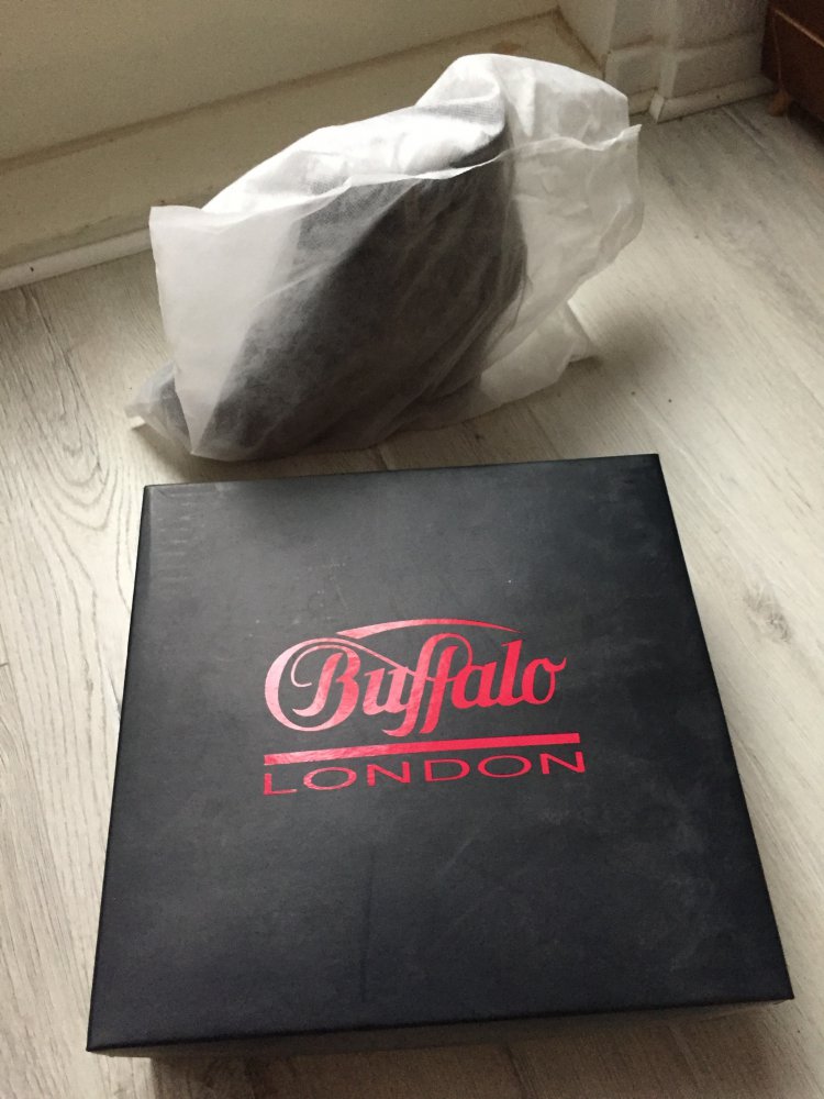 Stiefeletten mit Keilabsatz von Buffalo 