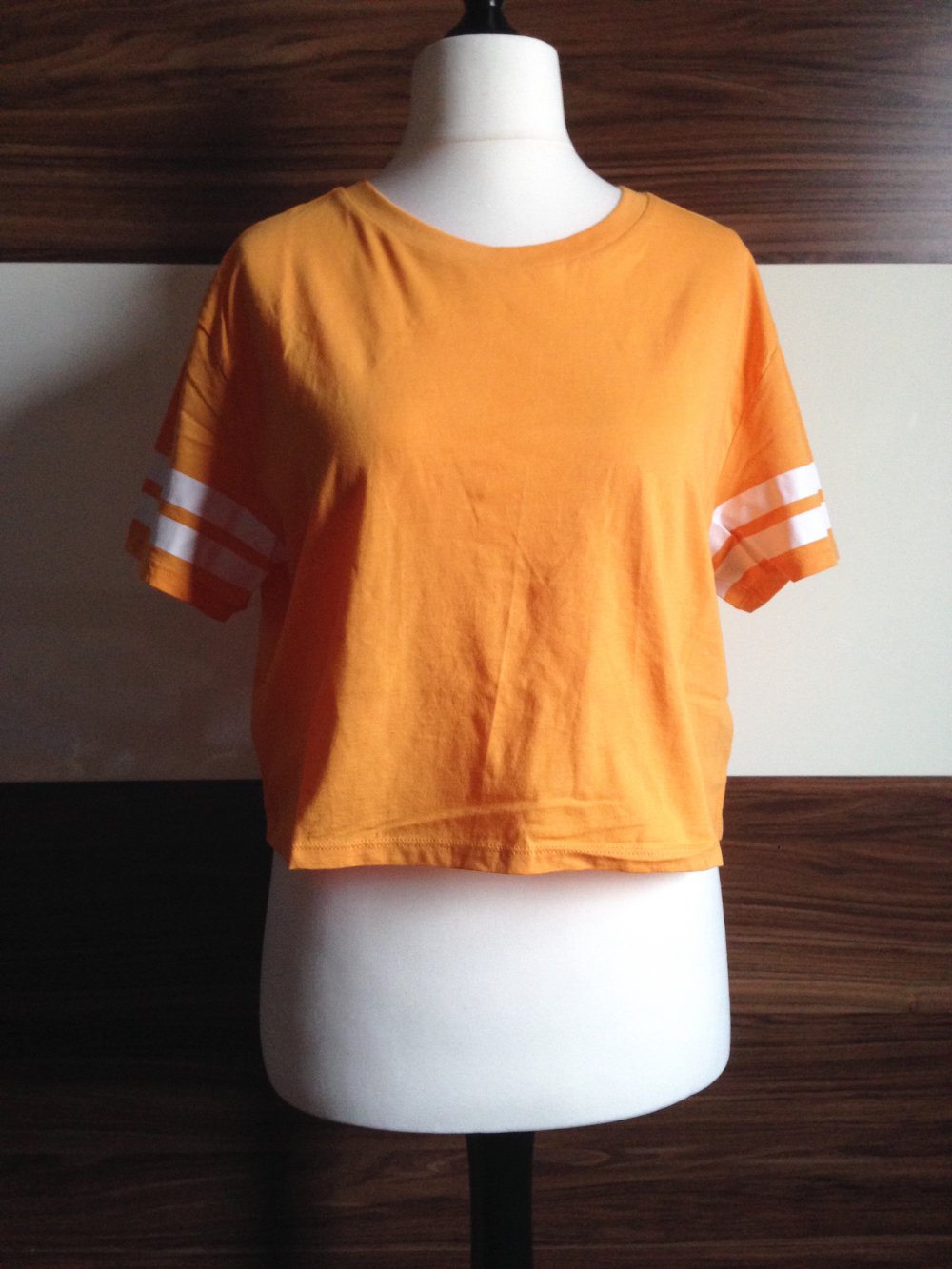 Süßes Cropped-Shirt von H&M Divided in Orange Größe 38