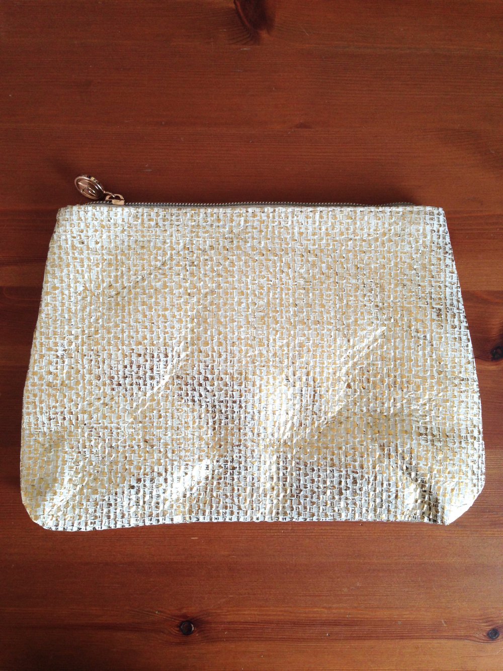 Kosmetiktasche von Yves Rocher in Creme und Gold NEU 