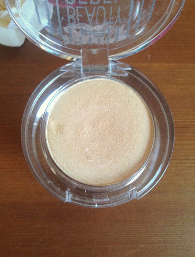 Lidschattenduo von p2 in Gold metallic und matt